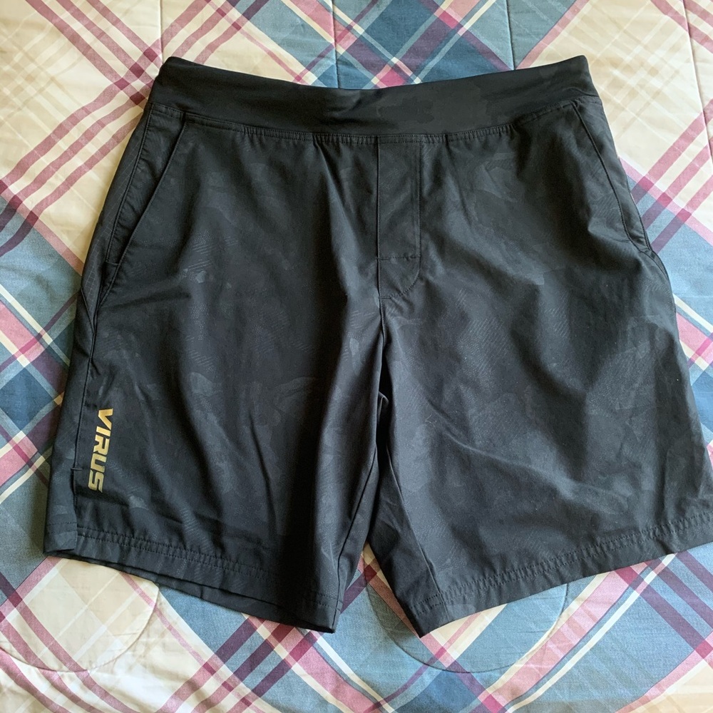 Virus Razr Short
